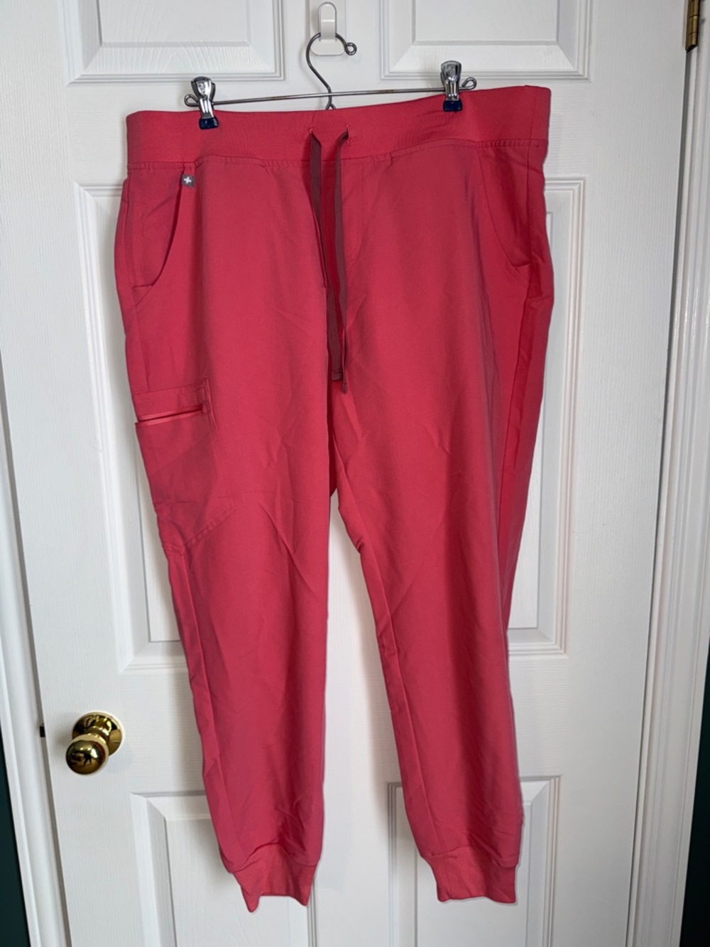 FIGS Zamora Jogger Scrub Pants – Dusty Rose – XL